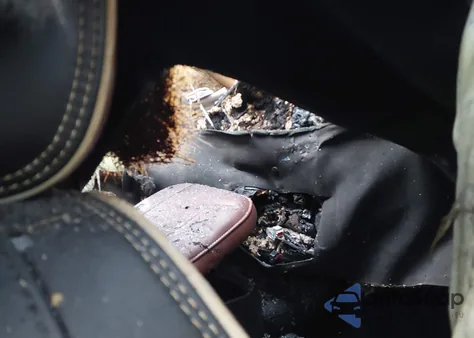 2023 GMC Sierra 1500 4Wd Short Box Denali Ultimate из США, поврежденный, VIN 1GTUUHEL2PZ245119